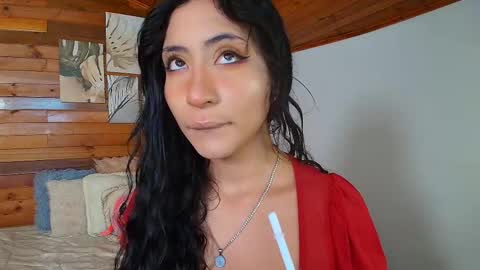 amber_curly online show from 03/11/26, 06:47