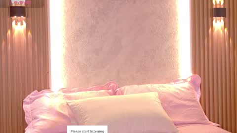 Snapshot of amber_gibsson2 chatting on 02/15/26, 01:31 Amber online show from 02/15/26, 01:31