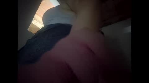 Snapshot of amber_gibsson2 chatting on 03/31/26, 03:34 Amber online show from 03/31/26, 03:34