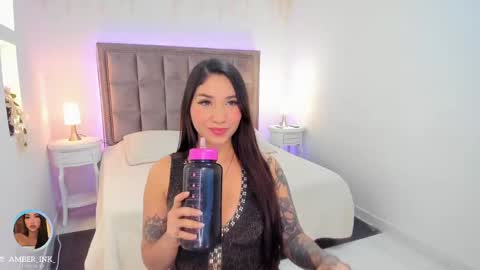 Snapshot of amber_ink chatting on 09/16/25, 08:32 amber_ink online show from 09/16/25, 08:32