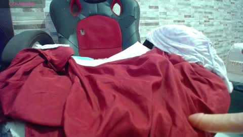 Snapshot of amber_kholin chatting on 01/19/25, 03:08 scarlett online show from 01/19/25, 03:08