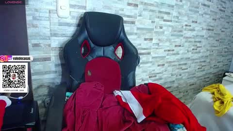 Snapshot of amber_kholin chatting on 03/01/25, 03:10 scarlett online show from 03/01/25, 03:10