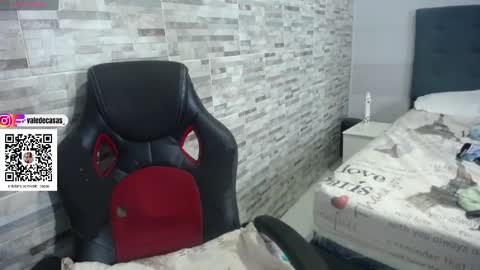 Snapshot of amber_kholin chatting on 03/10/25, 03:01 scarlett online show from 03/10/25, 03:01