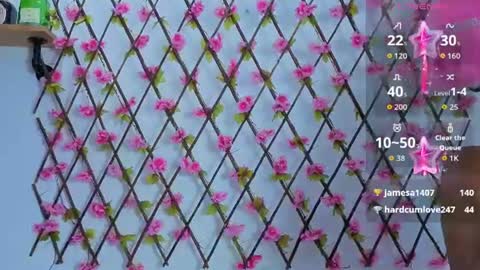 amber_love04 online show from 06/11/26, 12:32