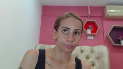 Snapshot of amber_moore chatting on 11/27/25, 11:18 Amber Moore online show from 11/27/25, 11:18