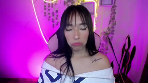 Amber online show from 03/11/25, 03:34