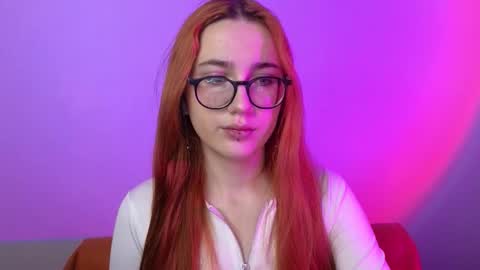 Snapshot of amber_wink chatting on 11/09/25, 05:17 mber online show from 11/09/25, 05:17