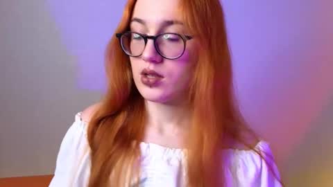 Snapshot of amber_wink chatting on 11/27/25, 09:22 mber online show from 11/27/25, 09:22