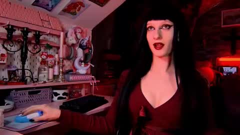 DEMONESS AMBER 666 online show from 01/08/26, 04:48