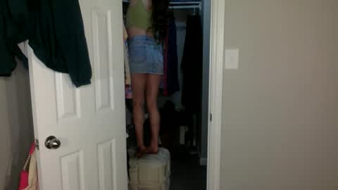 Amber 3 online show from 11/11/25, 11:43