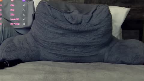 Snapshot of amberdawnn23 chatting on 01/01/25, 07:20 Amber Dawnn online show from 01/01/25, 07:20