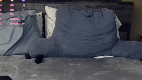 Snapshot of amberdawnn23 chatting on 02/04/25, 02:17 Amber Dawnn online show from 02/04/25, 02:17