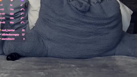 Snapshot of amberdawnn23 chatting on 02/04/25, 05:21 Amber Dawnn online show from 02/04/25, 05:21