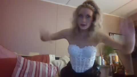 Kaligirll online show from 01/10/25, 09:34