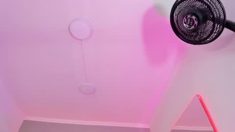 Amber  online show from 03/12/25, 06:00