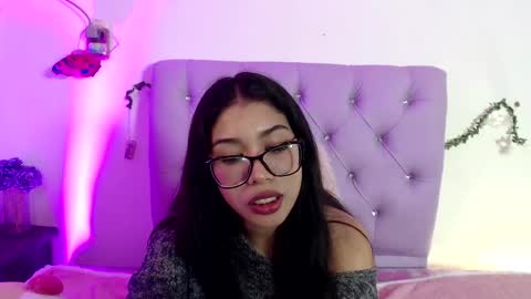 Amber Jeong online show from 01/21/25, 03:15