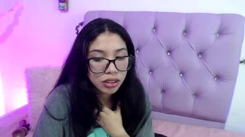 Amber Jeong online show from 01/26/25, 01:31