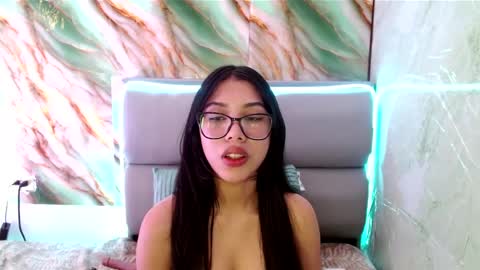 Amber Jeong online show from 02/19/25, 09:58