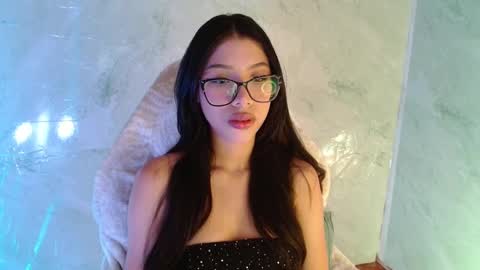 Amber Jeong online show from 09/11/25, 01:17