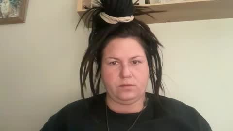 Snapshot of ambermoss7 chatting on 02/09/26, 11:20 ambermoss7 online show from 02/09/26, 11:20