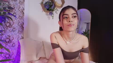 Amber online show from 03/22/26, 05:44