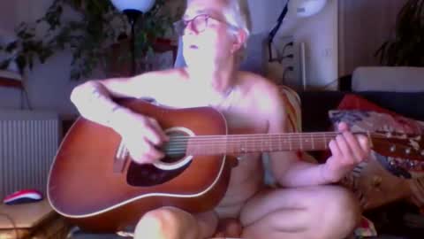 Amberr11 online show from 11/17/25, 12:05