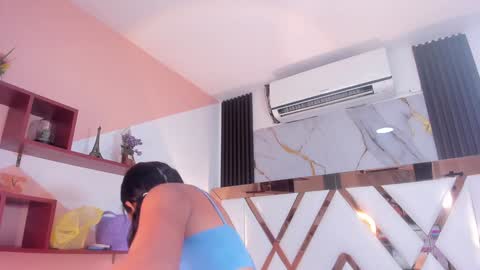 Amber online show from 01/21/25, 06:55