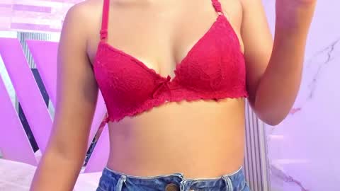 Amber online show from 04/01/26, 06:49