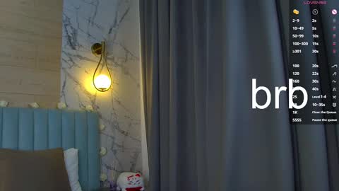 Snapshot of ambershays chatting on 02/26/25, 06:11 Amber online show from 02/26/25, 06:11