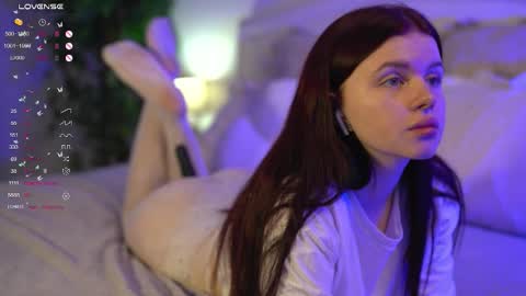 Snapshot of ambershoney chatting on 09/16/25, 03:29 Amber online show from 09/16/25, 03:29