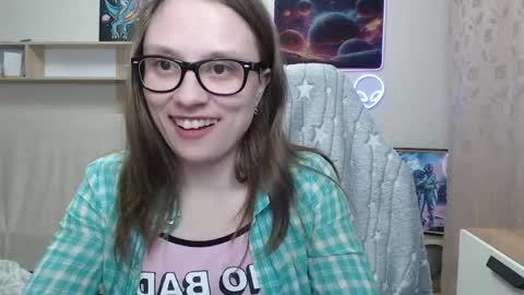 Amber online show from 04/19/26, 06:10