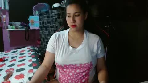 ambersweettie198098 online show from 06/08/26, 05:08