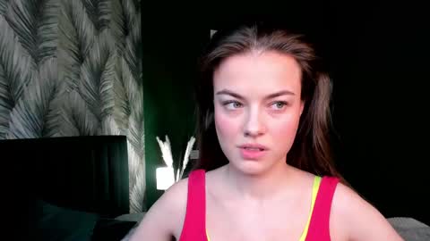 Ameli Lorans online show from 03/11/25, 03:05