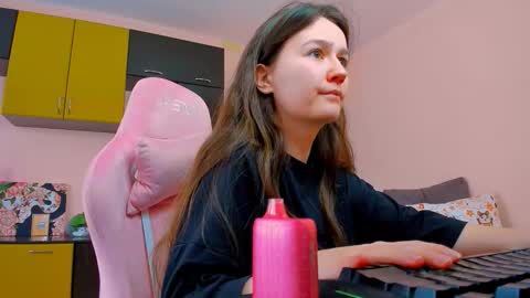 Eileen online show from 09/27/25, 11:04