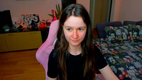 Snapshot of ameli_moon chatting on 06/02/26, 05:37 Eileen online show from 06/02/26, 05:37