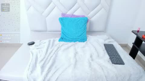 Snapshot of amelia02_ chatting on 07/14/26, 01:50 Amelia02 online show from 07/14/26, 01:50