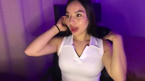 Amelia online show from 06/05/26, 05:07