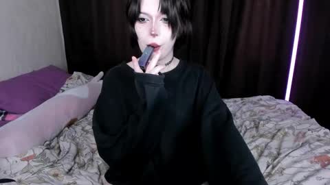 Amelia online show from 10/03/25, 06:43