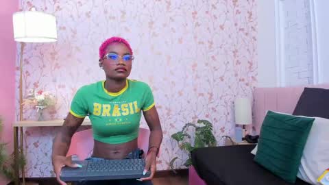 Amelia Adams online show from 04/15/26, 04:36