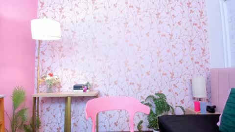 Amelia Adams online show from 04/17/26, 07:17