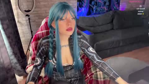 Amelia Aley  online show from 03/01/25, 07:41