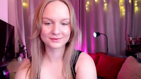 Snapshot of amelia_blondie chatting on 02/03/26, 11:15 Amelia online show from 02/03/26, 11:15
