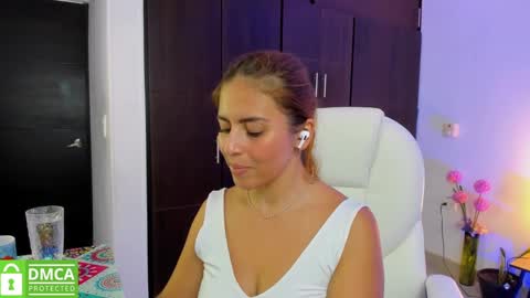 Snapshot of amelia_chillvibes chatting on 01/07/25, 07:38 AMELIA online show from 01/07/25, 07:38