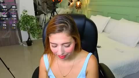 Snapshot of amelia_chillvibes chatting on 10/18/25, 07:58 AMELIA online show from 10/18/25, 07:58