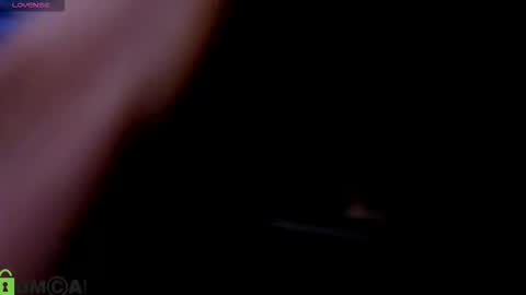 Snapshot of amelia_chillvibes chatting on 11/11/25, 11:21 AMELIA online show from 11/11/25, 11:21