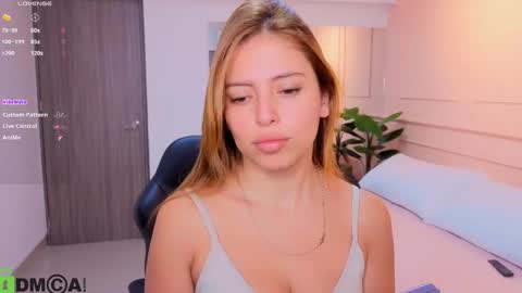 Snapshot of amelia_chillvibes chatting on 11/22/25, 11:31 AMELIA online show from 11/22/25, 11:31