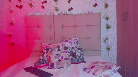 Snapshot of amelia_ferrerx chatting on 10/15/25, 03:39 amelia_ferrerx online show from 10/15/25, 03:39