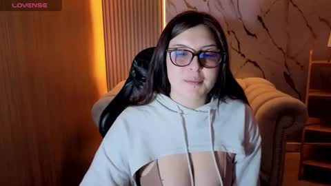 amelia_grace_tf online show from 06/20/26, 01:47