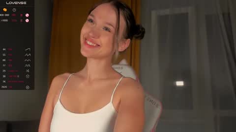 Your Amelia online show from 03/05/25, 02:25