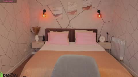 Snapshot of amelia_milly chatting on 04/16/26, 09:21 amelia online show from 04/16/26, 09:21